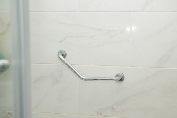Cost of Mobility Shower Installation in Bel Air